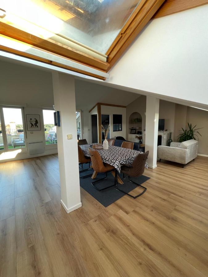 Grand Appartement Hypercentre Avec Terrasse Et Parking Poitiers Exterior foto